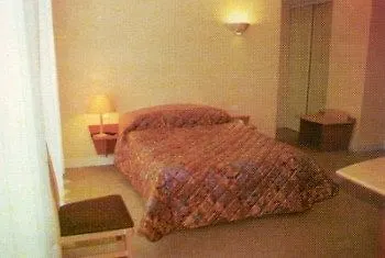 מלון Restaurant La Boule D'or Barbezieux-Saint-Hilaire