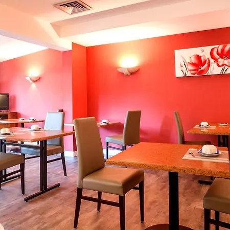 מלון Restaurant La Boule D'or